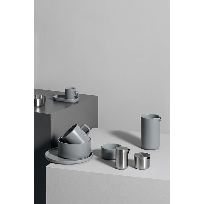 Маслянка та цукорниця Blomus Basic з матової нержавіючої сталі, середній розмір, ідеально для масла, білого та коричневого цукру, стильний дизайн, можна мити в посудомийці