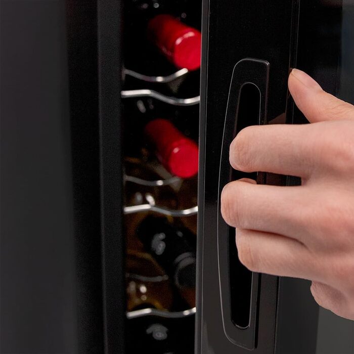 Винний шафа Cecotec Bolero GrandSommelier 830 CoolWood, термоелектрична, тиха, енергоефективна, сенсорне керування, температура 8-18°C, для 12 пляшок, чорна