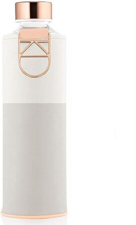 Велика пляшка для води EQUA 750 мл з боросилікатного скла, BPA-free, з чохлом із екошкіри, герметична (Sage)