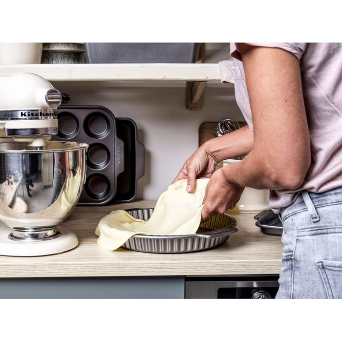 Форма для кіша KitchenAid 28 см, алюмінізована сталь, антипригарна, PFAS-free, морозостійка, для духовки до 230°C, сіра, можна мити в посудомийній машині