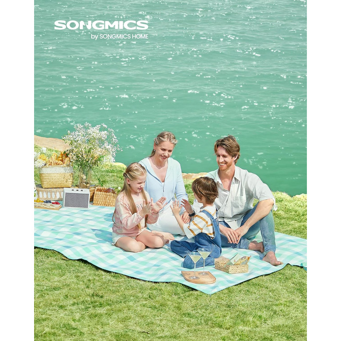 Пікнік килимок SONGMICS 200x300 см, водонепроникний, складаний, з 4 кілочками, для парку, саду, пляжу, зелений