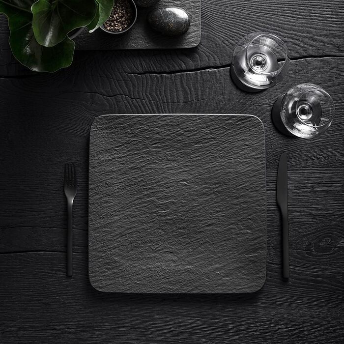 Сервірувальна тарілка квадратна Villeroy & Boch Manufacture Rock, преміум порцеляна, чорна, сучасна презентаційна, для гурманів, можна мити в посудомийній машині