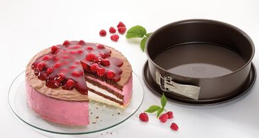 Форма для випікання Dr. Oetker Back-Edition 26 см, кругла, сталева з антипригарним покриттям і емальованим дном, коричнева