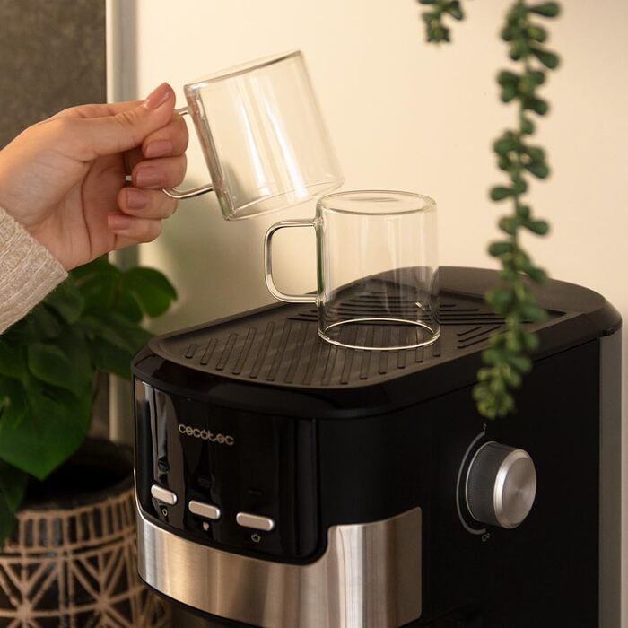 Кавоварка Cecotec Compacta Power Espresso 20 Pecan, 1100 Вт, 20 бар, термоблок, парова насадка, подвійний фільтр, 1,25 л