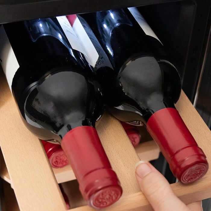 Термелектрична винна шафа Cecotec Bolero GrandSommelier 830 CoolWood на 8 пляшок, низький рівень шуму, регулювання температури 8-18°C, сенсорне управління, енергоощадна