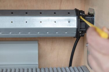 Рулонний електродвигун Schellenberg MAXI Standard 15 Нм для ролет 6,2 м², механічне налаштування кінцевих положень, для вала 60 мм, комплект з настінним підшипником