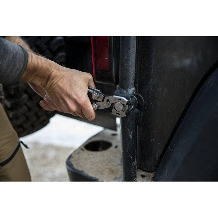 Мультитул Gerber Dual Force з 12 функціями, футляр, одноручне відкриття, замок Frame-Lock, довжина 12 см