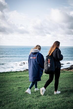Dryrobe компресійна сумка для подорожей 33 л, водонепроникна спортивна сумка для плавання, серфінгу, OCR, чорна