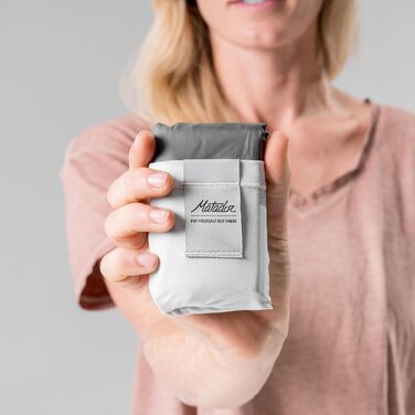 Пікнікова ковдра MATADOR Pocket Blanket для 2-4 осіб, ультралегка, складна, з кілочками, водонепроникна, для пляжу, кемпінгу, походів, білого кольору