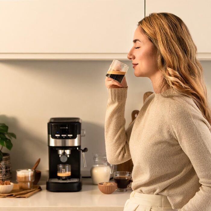 Кавоварка Cecotec Compacta Power Espresso 20 Pecan, 1100 Вт, 20 бар, термоблок, парова насадка, подвійний фільтр, 1,25 л