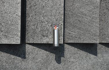 Термос-бутилка SIGG Hot & Cold One з ситечком для чаю, 0,55 л, нержавіюча сталь 18/8, ізольована, герметична, BPA-free