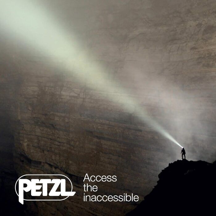 Налобний ліхтар PETZL Swift RL 900 люмен, акумуляторний