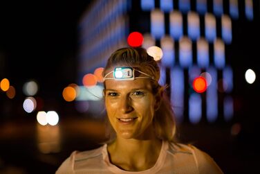 Ліхтар налобний Petzl Bindi Esmeralda, компактний, USB-зарядка