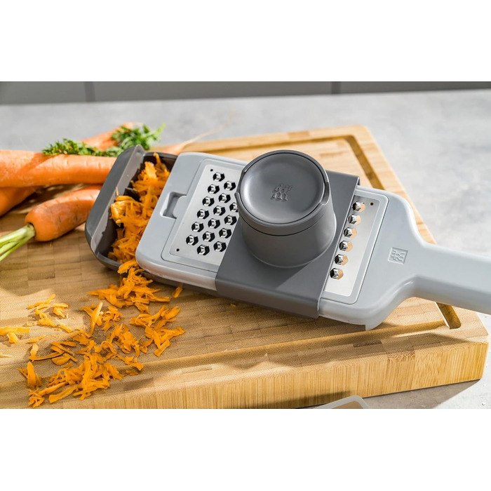 Терка кухонна ZWILLING Z-Cut, багатофункціональна, нержавіюча сталь, 4 змінні насадки, двостороннє натирання, з лотком, сіра