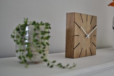Дерев'яний годинник Natuhr Beam 17x17 см, настінний і настільний, масив дуба, кварцовий механізм, вибір чорних або білих стрілок
