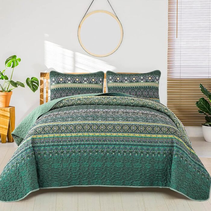 Покривало WONGS BEDDING 220x240 см, стьобане, комплект 3 шт. для двоспального ліжка, мікрофібра, у стилі бохо, темно-зелене, з 2 наволочками 50x70 см, для спальні чи дивану
