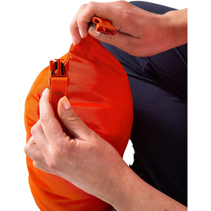 Водонепроникний мішок Tatonka Packsack Dry Sack 4 л, червоно-оранжевий, з клапаном-ролом, із переробленого поліестеру