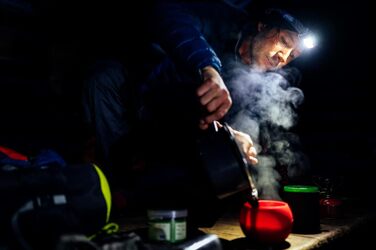 Ліхтарик налобний Petzl Tikkina синій універсальний для дорослих