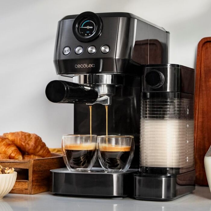 Кавоварка Cecotec Cafelizzia 790 Steel Pro, 1350 Вт, еспресо та капучино, термоблок, 20 бар, манометр, автоматичний режим, поворотна парова трубка, резервуар 1,2 л, нержавіюча сталь, з манометром, для молока