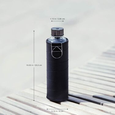 Велика пляшка для води EQUA 750 мл з боросилікатного скла, BPA-free, з чохлом із екошкіри, не протікає
