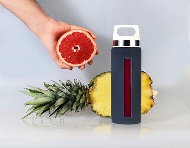 SIGG Dream пляшка для води 0.65 л, скляна, термостійка, герметична, з силіконовим чохлом, без шкідливих домішок