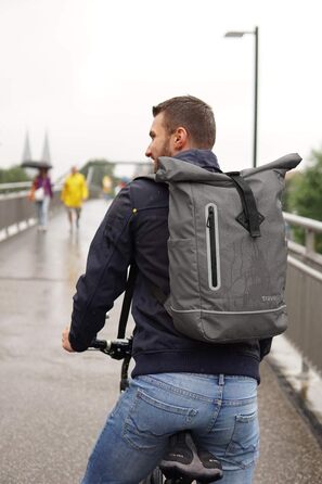 Водонепроникний рюкзак Travelite Rolltop для велосипеда та відпочинку, з відбивачами, 19 л, 48 см
