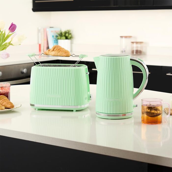 Електрочайник Russell Hobbs Eden 1,7 л, 2400 Вт, білий, з нержавіючої сталі, знімний фільтр від накипу, кнопка відкриття кришки, індикатор рівня води, підсвічування, BPA-free, 27360-70 (пісташковий)