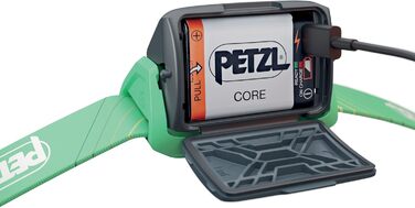 Ліхтарик налобний PETZL Tikka Core для дорослих, зелений, акумуляторний