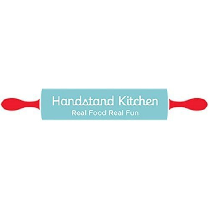 Дитячий набір для випічки Handstand Kids, 17 предметів, з рецептами для дітей від 6 років — силіконові форми, лопатка, пензлик, ложка, качалка, вінчик, картки з рецептами