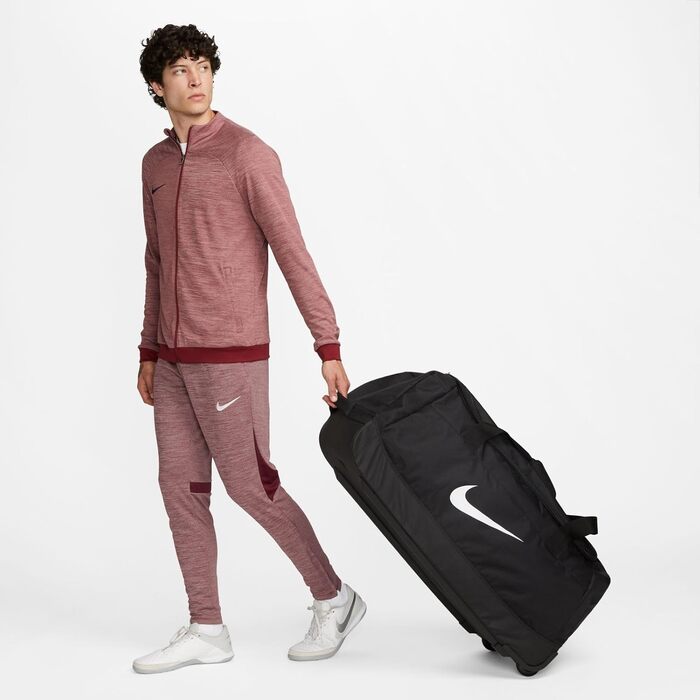Сумка для спорту Nike Club Team Swoosh Roller Bag BA5199-010 чоловіча, на колесах