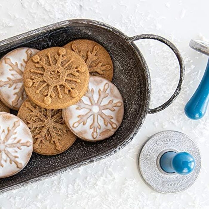 Кондитерські штампи Nordic Ware Disney Frozen 2, набір 3 шт., сріблясті з блакитними ручками, для печива зі сніжинкою
