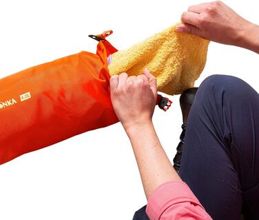 Водонепроникний мішок Tatonka Packsack Dry Sack 4 л, червоно-оранжевий, з клапаном-ролом, із переробленого поліестеру