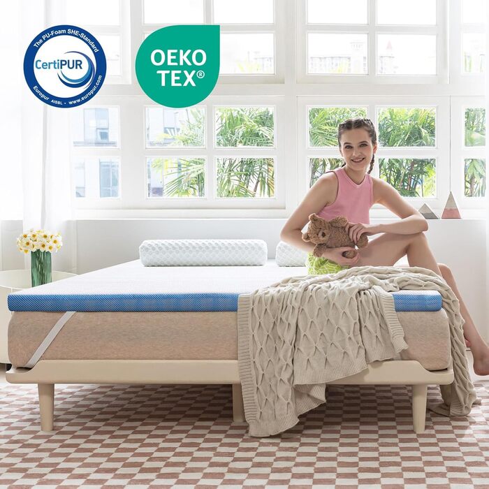 Топер з піни Memory Foam Amazon Basics з ременями, 140x200 см, 5 см, білий