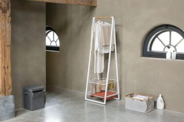 Бренд Brabantia – Компактна підлогова стійка для одягу Linn, металевий каркас і бамбукова перекладина, 47,6x34x170 см, біла, для вішання, сушіння та провітрювання одягу