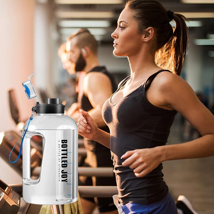 Спортивна пляшка для води 3,5 л з мірною шкалою, герметична, BPA-free, з ручкою та щіткою для очищення, для фітнесу та офісу (біла, 3785 мл)