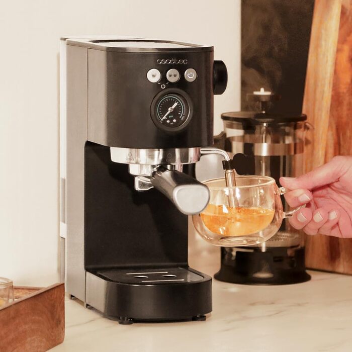 Кавоварка Cecotec Cafelizzia 790 Steel Pro, 1350 Вт, манометр, Thermoblock, 20 бар, автоматичний режим, капучинатор, 1,2 л, чорна