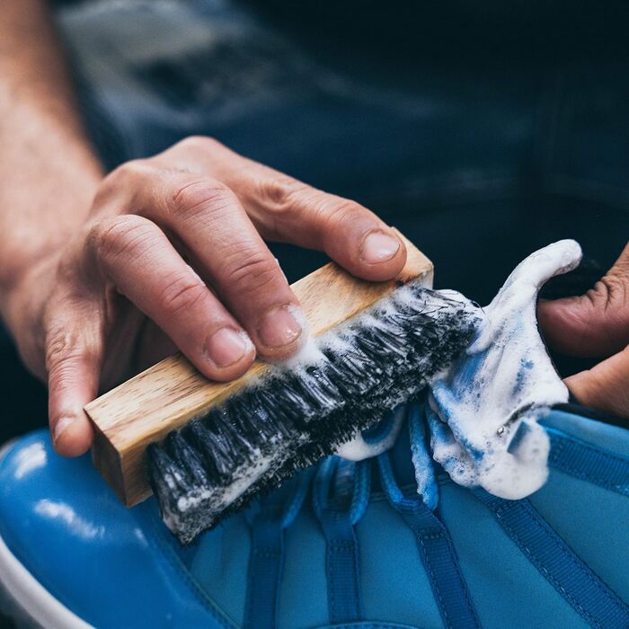 SHOE MGK Набір для догляду за взуттям: захист, водо- та брудовідштовхуючий засіб, очищувач, кондиціонер, освіжувач