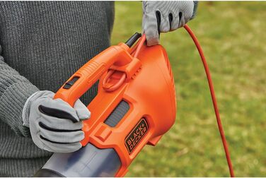 Акумуляторний садовий пилосос та повітродув BLACK+DECKER, електроаксіальний, 1850 Вт, швидкість 190 км/год, об'єм 765 м³/год, інтегрований скребок для листя
