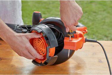 Електричний садовий пилосос-видувка Black+Decker BEBLV301, 3-в-1, 3000 Вт, з подрібнювачем і рюкзаком-мішком 72 л, регульована потужність, висока швидкість повітря