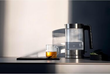 Електрочайник скляний WMF Lono 1,7 л, 3000 Вт, з фільтром від накипу, бездротовий, матова нержавіюча сталь