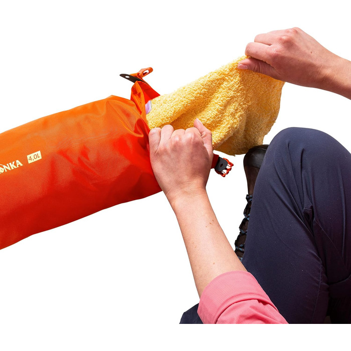 Водонепроникний мішок Tatonka Packsack Dry Sack 4 л, червоно-оранжевий, з клапаном-ролом, із переробленого поліестеру