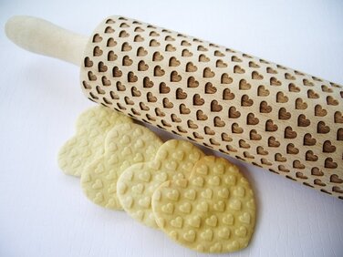 Гравійована качалка з маленькими серцями для тіста Algis Crafts