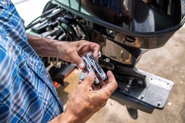 Мультитул Gerber Dual Force з 12 функціями, футляр, одноручне відкриття, замок Frame-Lock, довжина 12 см
