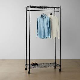 Вішак для одягу Amazon Basics з верхніми та нижніми полицями, чорний, 91x45,6x180,2 см