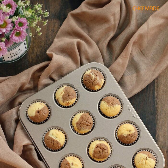 Форма для міні-мафінів CHEFMADE на 12 отворів, антипригарна, для випікання капкейків, шампань-золото