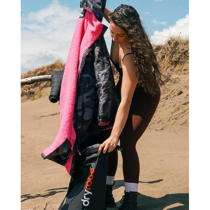 Dryrobe компресійна сумка для подорожей 33 л, водонепроникна спортивна сумка для плавання, серфінгу, OCR, чорна