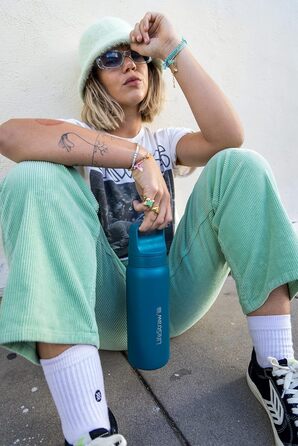 LifeStraw Go Серія – ізольована пляшка з нержавіючої сталі з фільтром для води 700 мл для подорожей і щоденного використання, усуває бактерії, паразитів, мікропластик, покращує смак, колір лагуна бірюзовий