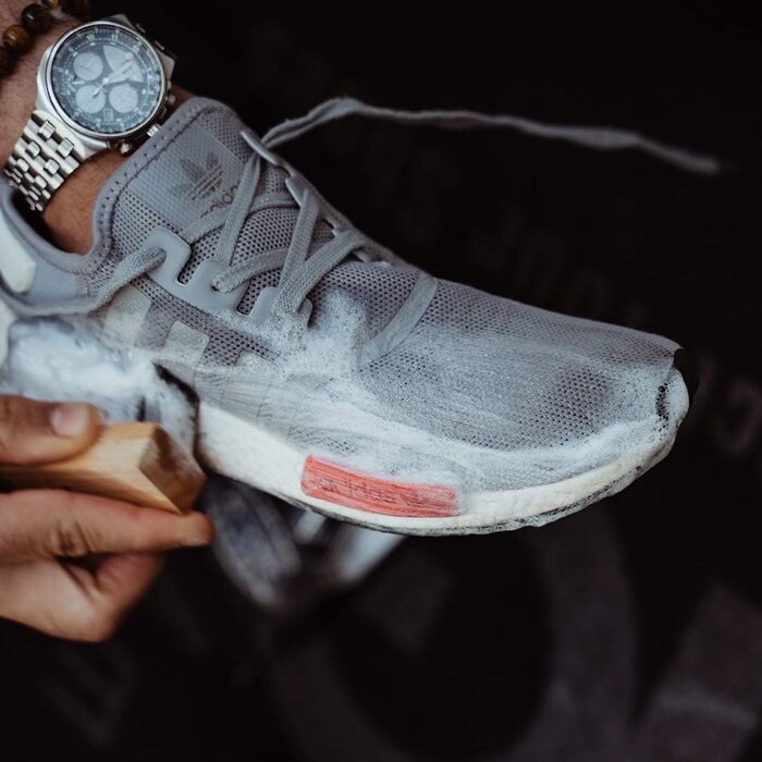 SHOE MGK Набір для чищення кросівок, взуття з замші, сітки, шкіри, білого та текстилю – універсальний комплект для догляду за взуттям