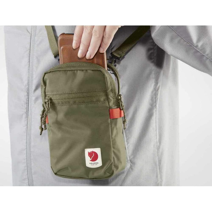 Сумка на плече Fjällräven High Coast Pocket унісекс, компактна, для подорожей і міста