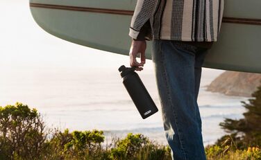 Термобутилка CAMELBAK Chute Mag з вакуумною ізоляцією, універсальна для дорослих, для води та напоїв